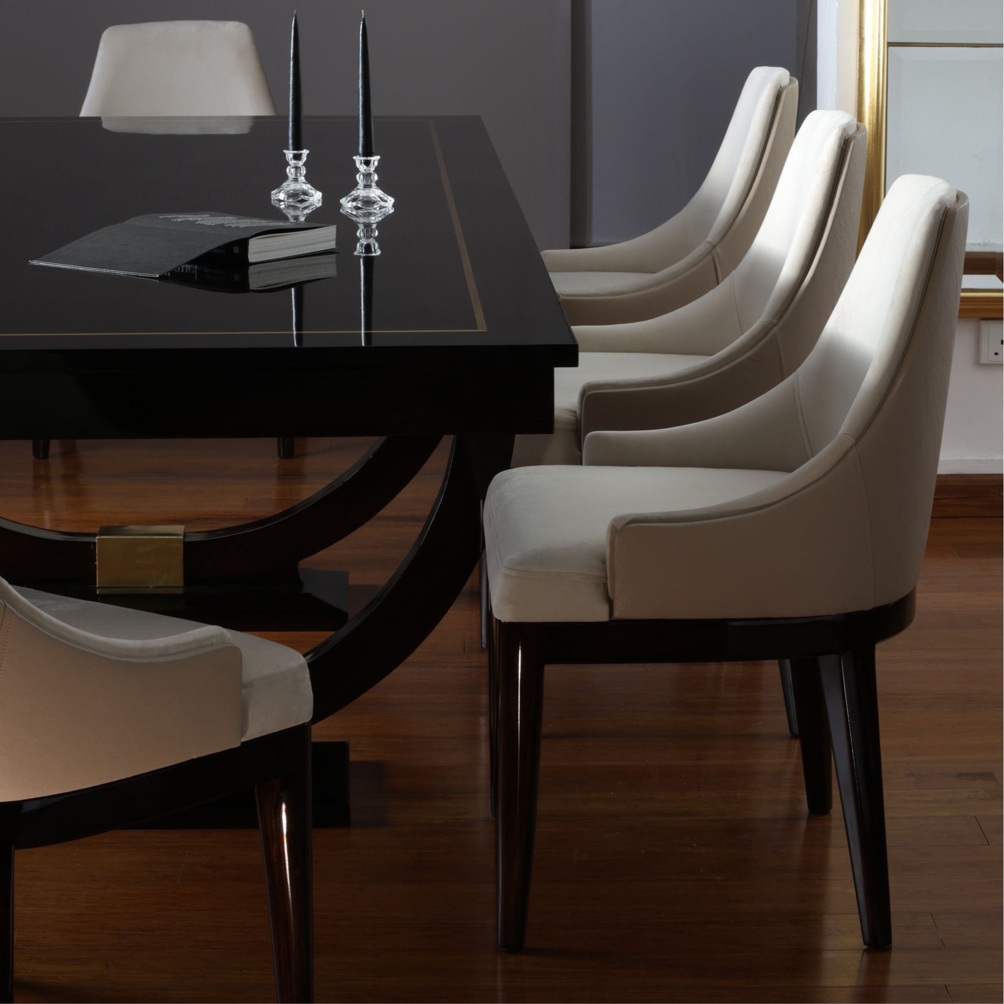 Anderson Dining Table