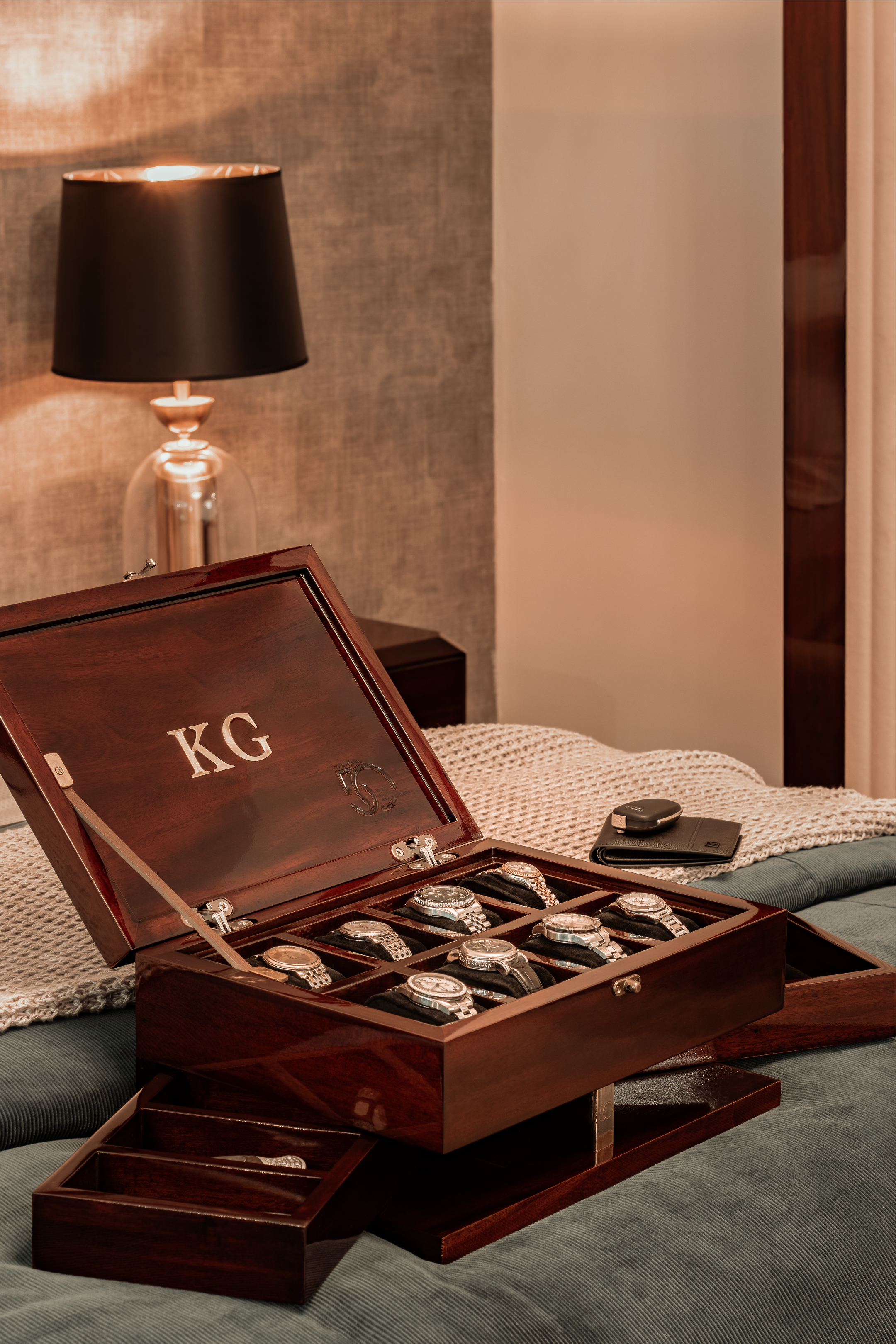 Watch box