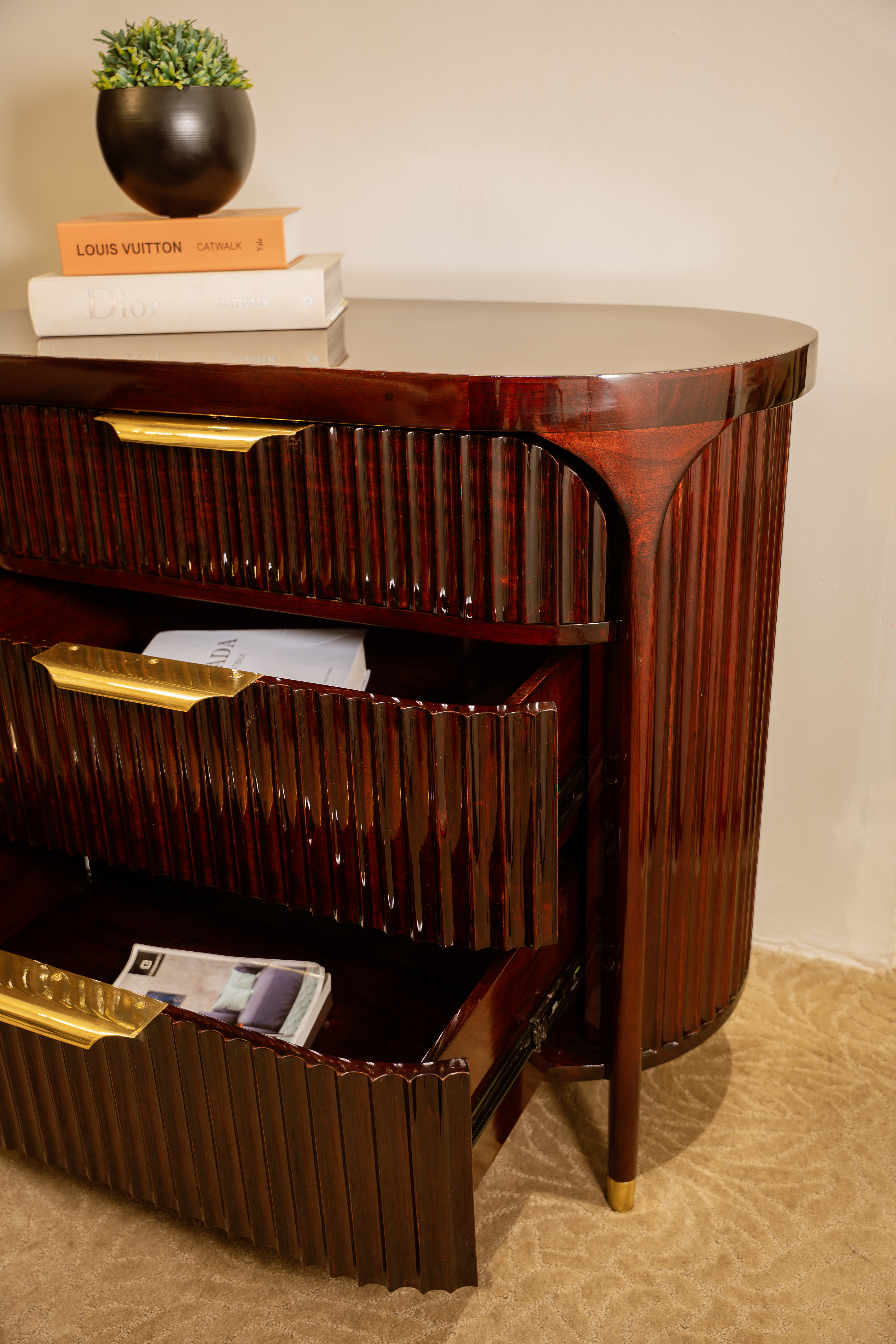 Houston chest of drawers